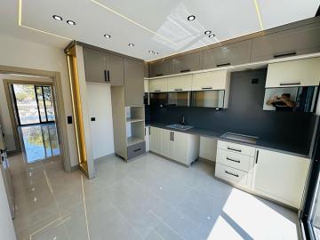 separate-modern-built-in-kitchen