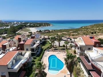 located-50-metres-from-the-beach