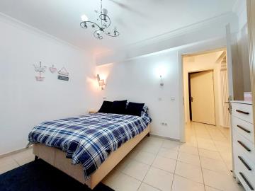 good-size-double-bedroom