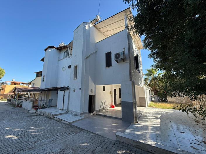 Image No.11-3 Bed Villa for sale