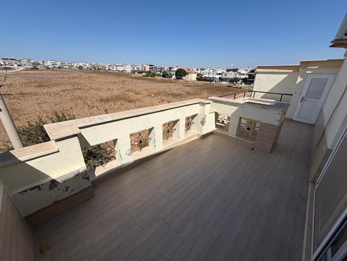 Image No.25-2 Bed Duplex for sale