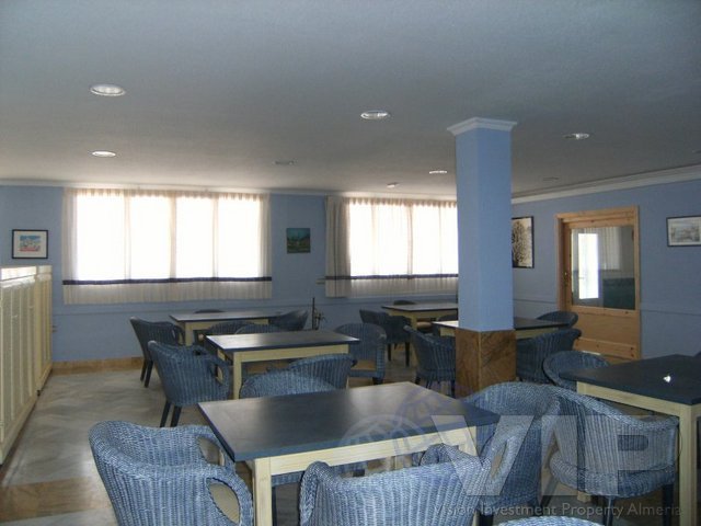 Image No.7-12 Bed Property for sale