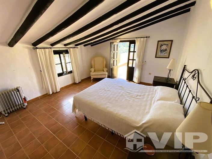 Image No.15-4 Bed Cortijo for sale