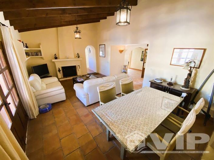 Image No.17-4 Bed Cortijo for sale