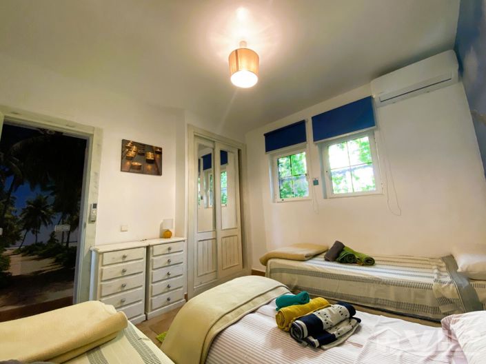 Image No.25-5 Bed Villa for sale