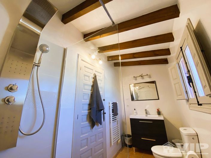 Image No.16-6 Bed Villa for sale