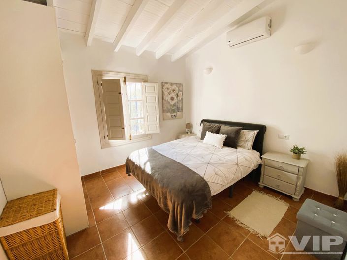 Image No.21-6 Bed Villa for sale