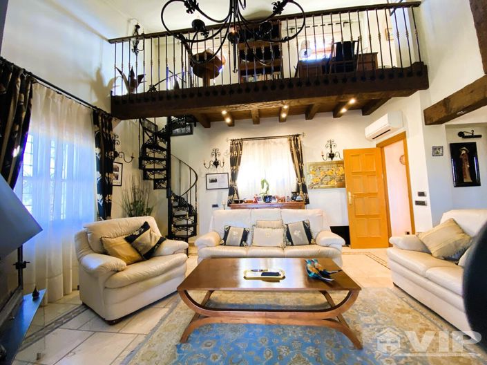 Image No.3-Villa de 4 chambres à vendre à Cuevas del Almanzora