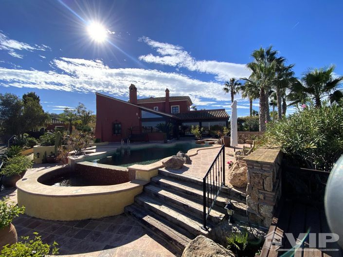 Image No.8-Villa de 4 chambres à vendre à Cuevas del Almanzora