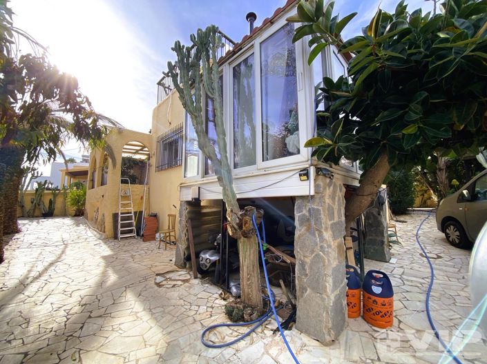 Image No.9-3 Bed Villa for sale