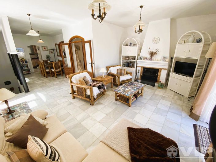 Image No.18-4 Bed Villa for sale