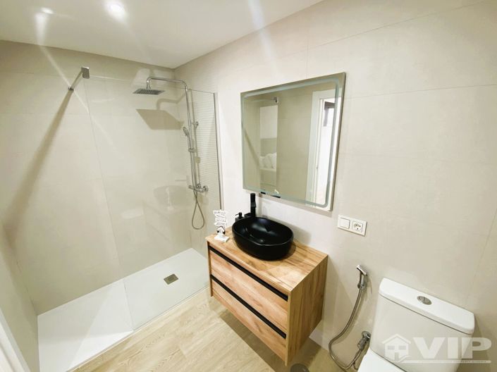 Image No.21-2 Bed Apartment for sale