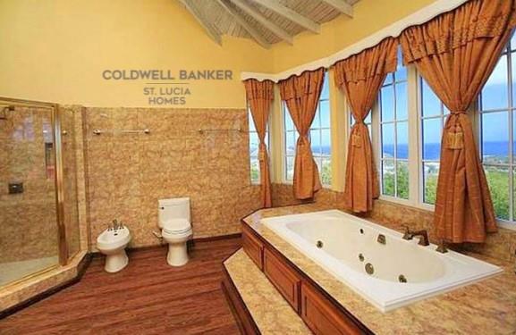 Image No.9-7 Bed Villa for sale