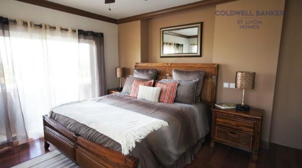 Image No.8-4 Bed Villa / Detached for sale