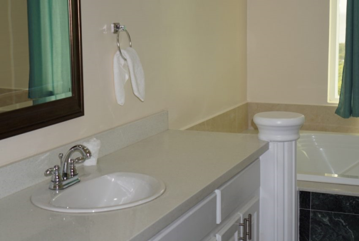 Image No.11-15 Bed Commercial for sale