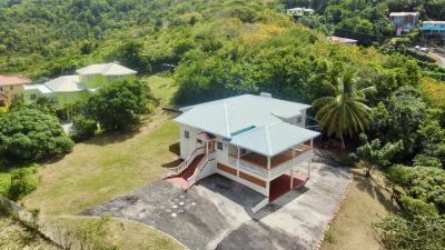 1 - Beausejour, Maison