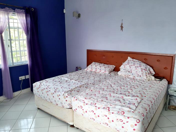 Image No.19-4 Bed House for sale