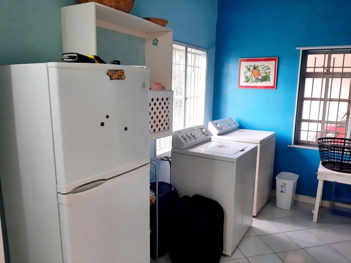 Image No.22-4 Bed House for sale