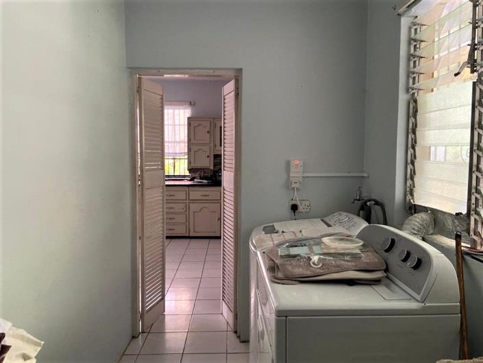 Image No.12-5 Bed House for sale