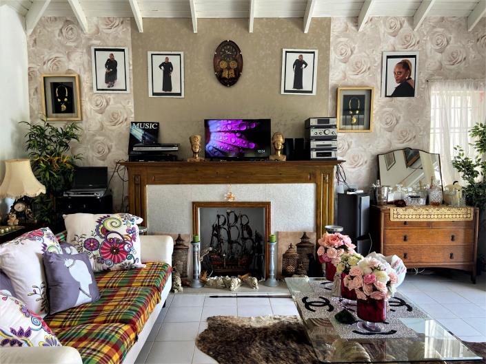 Image No.3-7 Bed House for sale