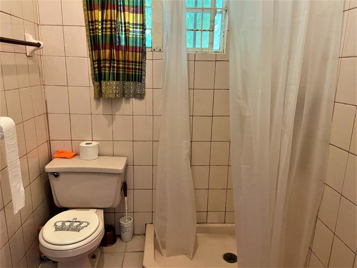 Image No.13-7 Bed House for sale