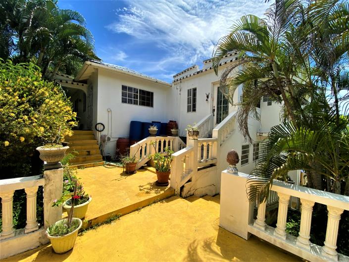 Image No.14-7 Bed House for sale