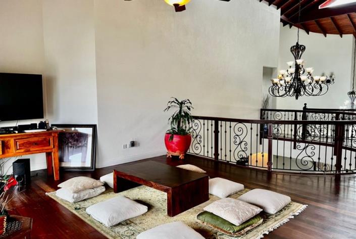 Image No.14-10 Bed House/Villa for sale