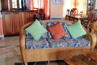 SLHomes-Carielle-Apartment-Living-850x570