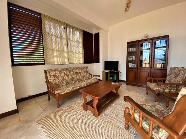 Image No.19-3 Bed House for sale