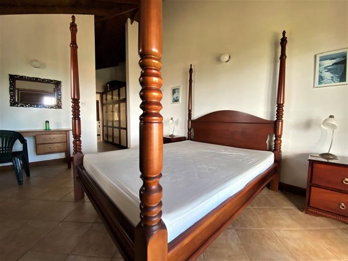 Image No.25-3 Bed House for sale