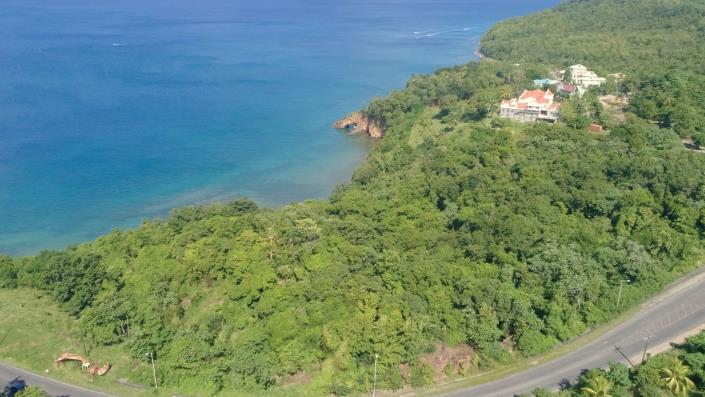 Image No.5-Terre à vendre à Castries