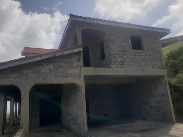 Image No.3-8 Bed House for sale