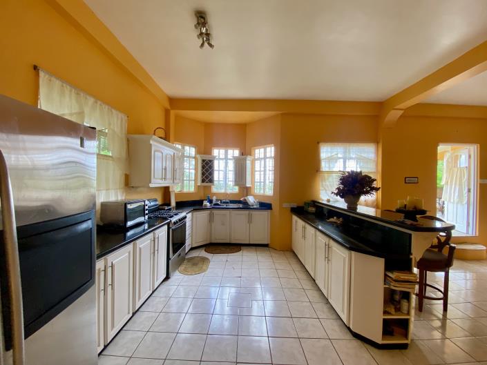 Image No.13-5 Bed House for sale