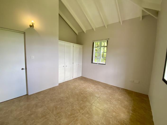 Image No.15-5 Bed House for sale