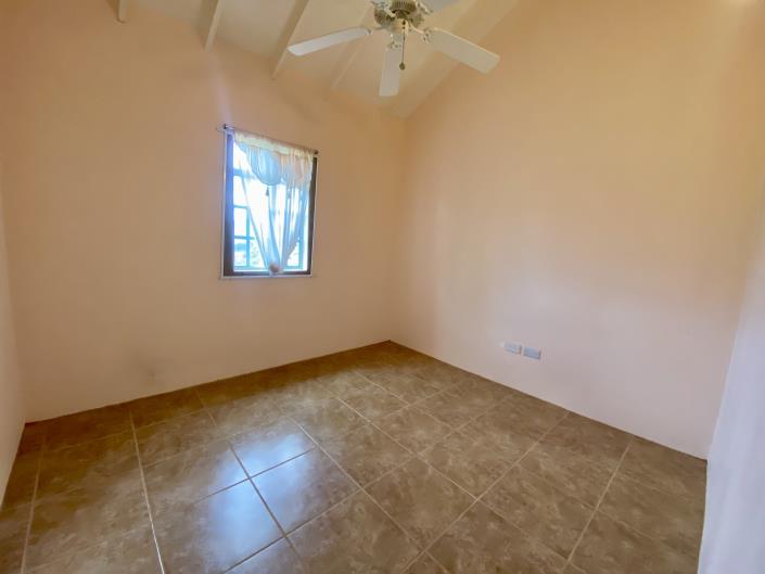 Image No.17-5 Bed House for sale