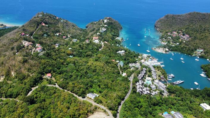 Image No.2-Terre à vendre à Marigot Bay
