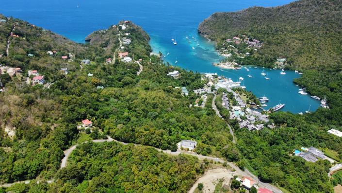 Image No.3-Terre à vendre à Marigot Bay