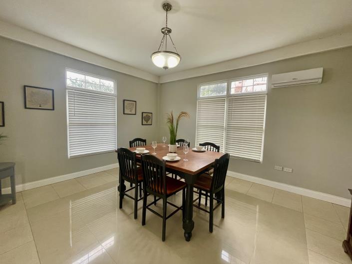 Image No.4-5 Bed Villa for sale