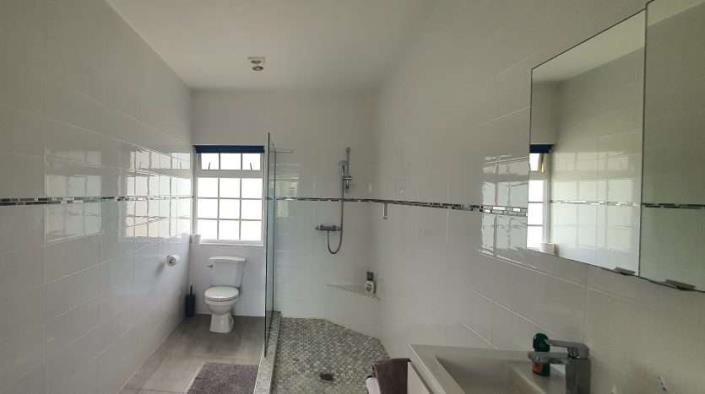 Image No.5-5 Bed Villa for sale