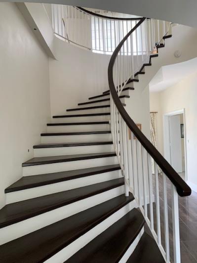 Image No.9-5 Bed Villa for sale