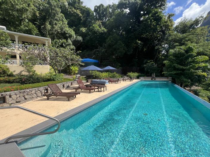 Image No.3-6 Bed Villa for sale