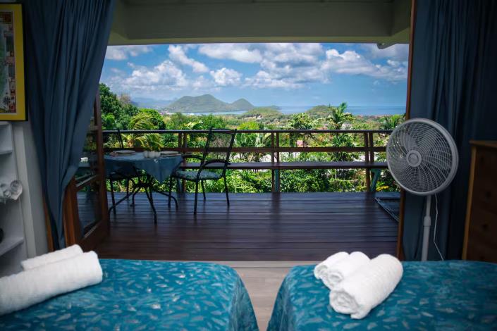 Image No.14-4 Bed Semi-Detached for sale