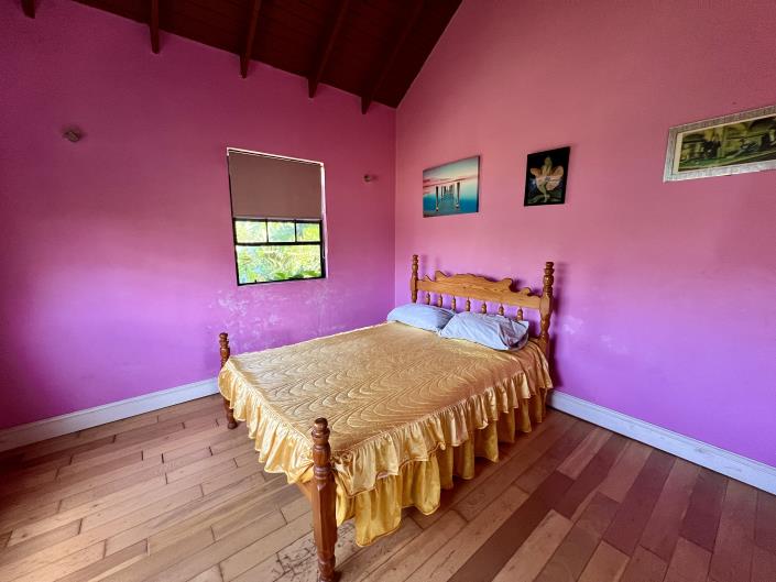 Image No.9-6 Bed Semi-Detached for sale