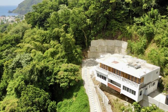 Image No.2-Villa de 5 chambres à vendre à Soufrière