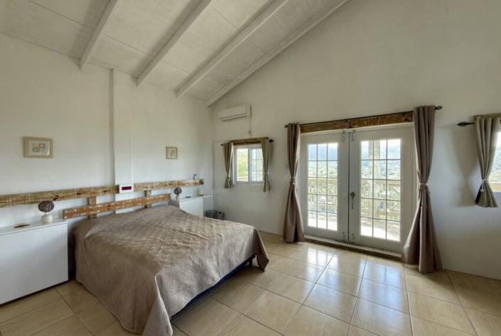 Image No.8-3 Bed House for sale