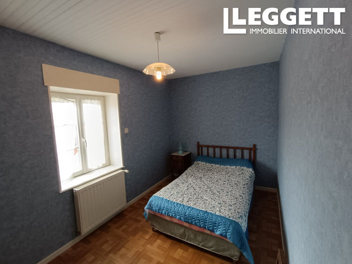 Image No.9-3 Bed House for sale