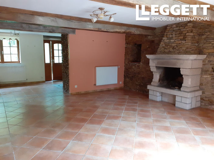 Image No.8-8 Bed House for sale