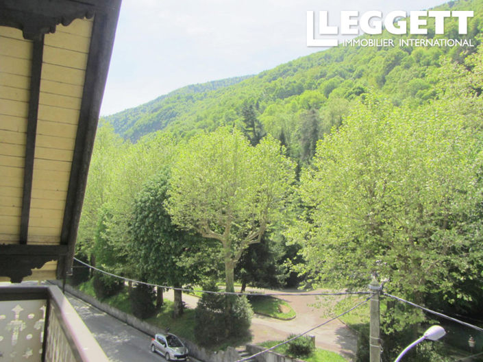 Image No.8-7 Bed House for sale