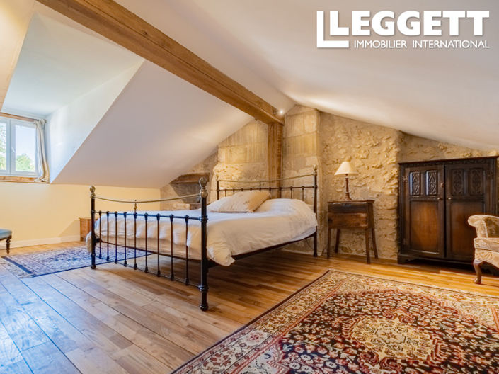 Image No.10-4 Bed House for sale