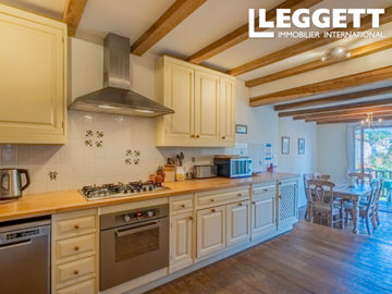 ahr0chm6ly9jzg4uagvzdglhlmltbw8vaw1hz2uvvevom